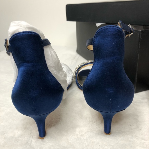 Badgley  Mischka Lara Embellished Kitten-Heel Sandals NEW 5.5 Navy Satin - Picture 6 of 8